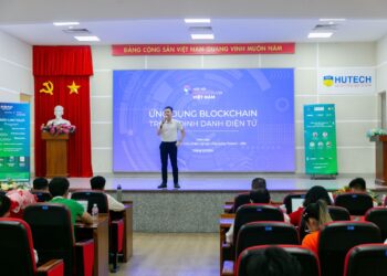 UniTour – Khai phá tiềm năng ứng dụng của AI và Blockchain