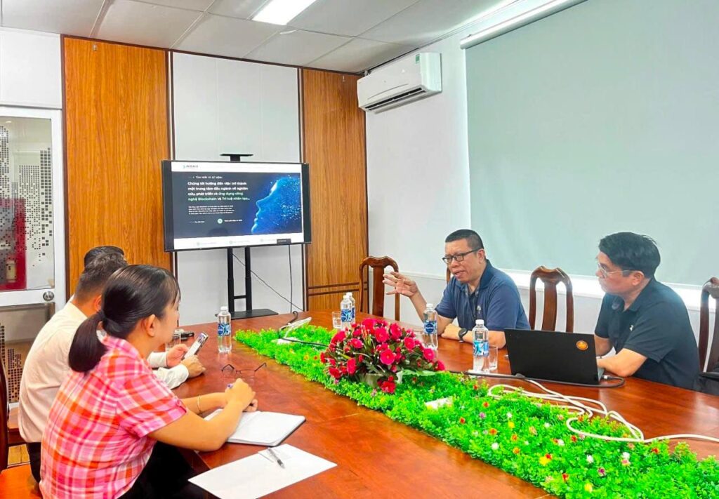 Meeting between ABAII Institute and SDC Center, University of Da Nang