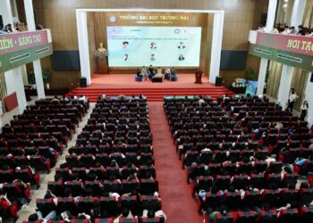 ABAII Unitour at Thuongmai University: “Blockchain and AI Reshaping Global Logistics and Supply Chains”