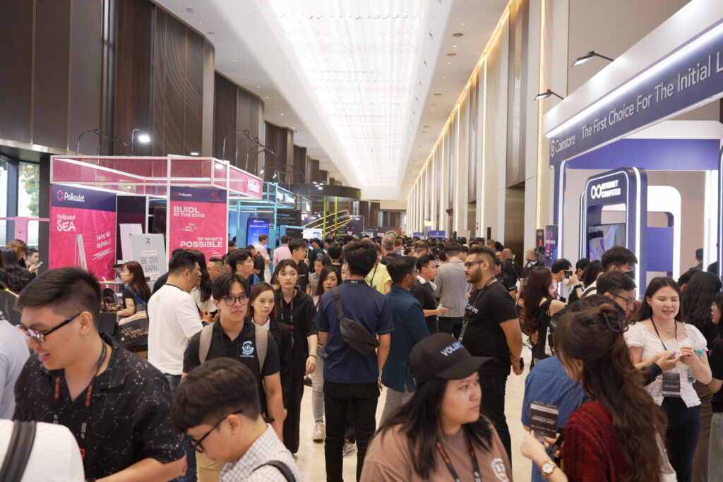 Thousands of attendees engaged and connected at GM Vietnam 2024.