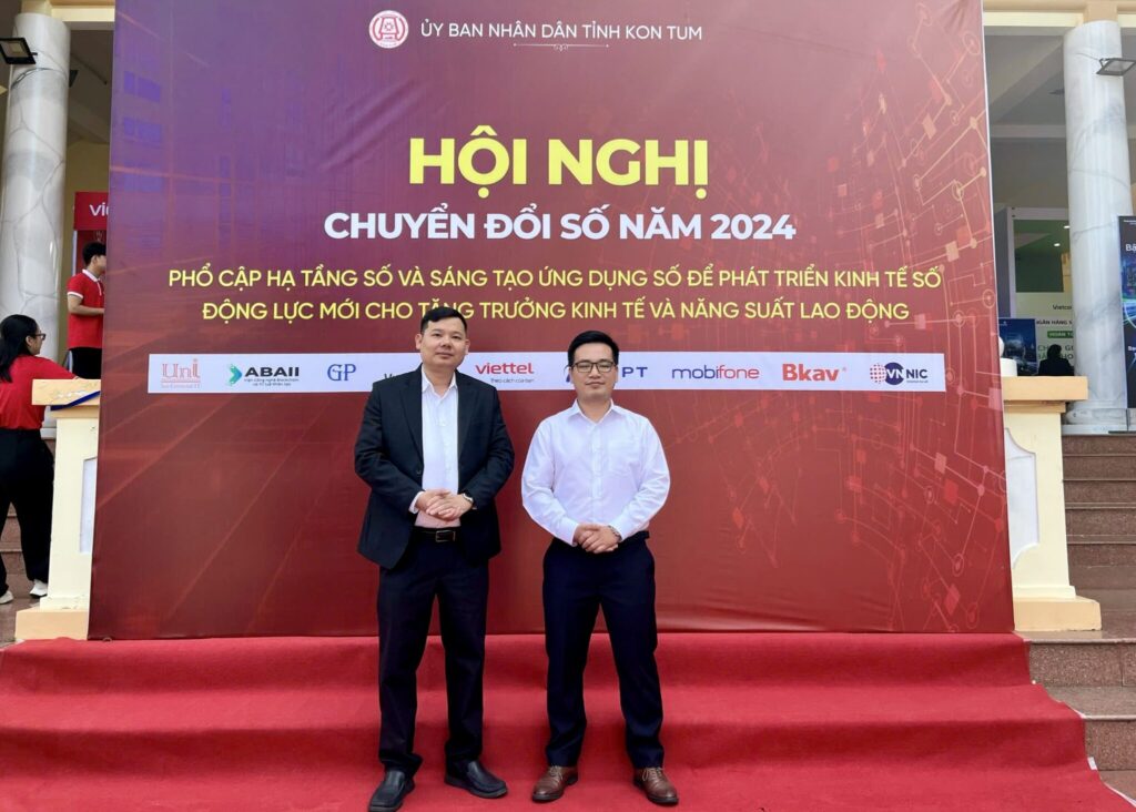 Mr. Nguyễn Đức Long and Mr. Nguyễn Văn Tiệp, representing the ABAII Institute, participated in the 2024 Digital Transformation Conference in Kon Tum Province