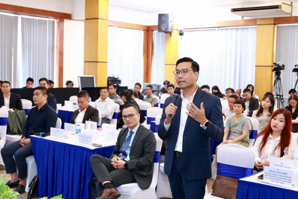 "RWA is a new opportunity for investors in Vietnam to stay ahead of the growth trend," Mr. Khôi shared at the seminar "Exploring Investment Opportunities in the Second Half of 2024."