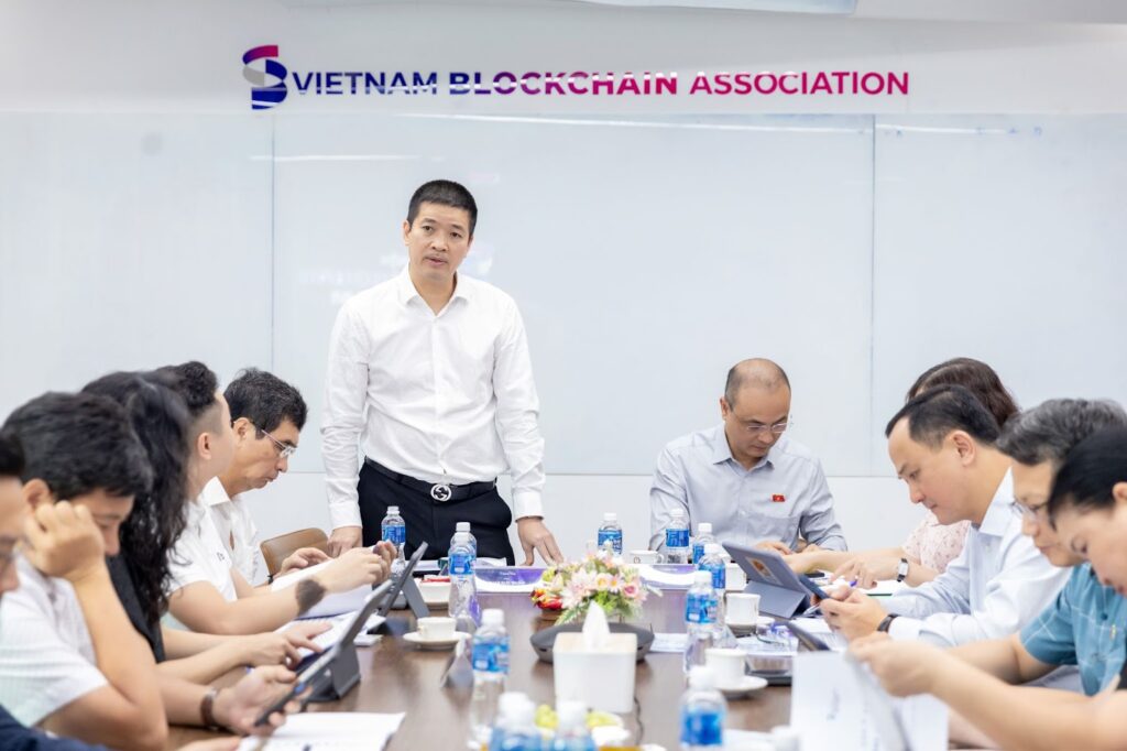 Mr. Phan Duc Trung directly recommended to the National Assembly delegates the importance of issues related to digital assets, emphasizing the need for a comprehensive and well-rounded definition of this asset class to enable effective management.