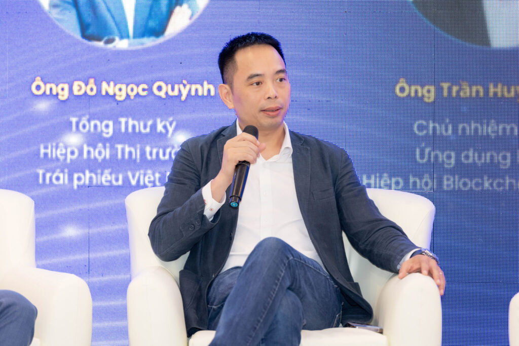 Mr. Đỗ Ngọc Quỳnh, General Secretary of the Vietnam Bond Market Association.