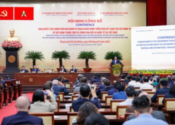 Toàn cảnh Hội nghị công bố “Nghị quyết của Chính phủ về kế hoạch hành động triển khai Kết luận của Bộ Chính trị về xây dựng trung tâm tài chính khu vực và quốc tế tại Việt Nam”