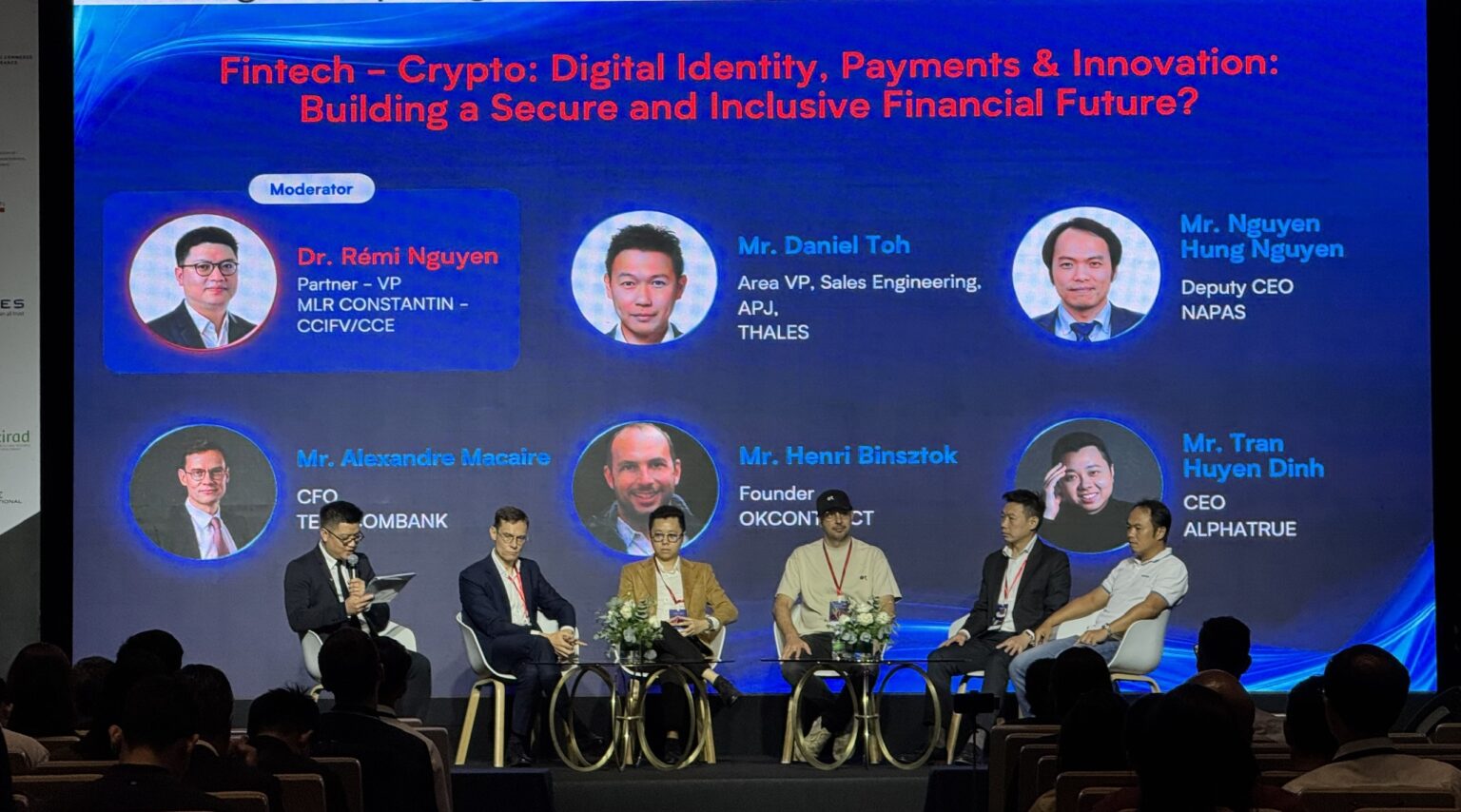 Các diễn giả trao đổi tại phiên thảo luận “Fintech - Crypto” trong khuôn khổ sự kiện French Tech Summit Vietnam 2025.