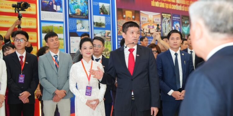 Tổng Bí thư Tô Lâm: Cơ hội ứng dụng công nghệ blockchain để tăng năng suất lao động cho Việt Nam