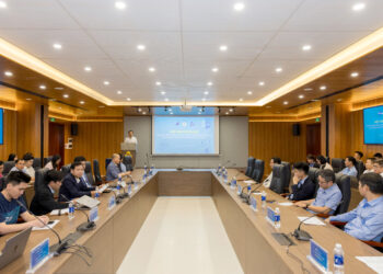 GS.TS Mai Thanh Phong, Hiệu trưởng Trường Đại học Bách khoa - ĐHQG TP.HCM, phát biểu về định hướng phát triển nguồn lực và hạ tầng công nghệ chiến lược.