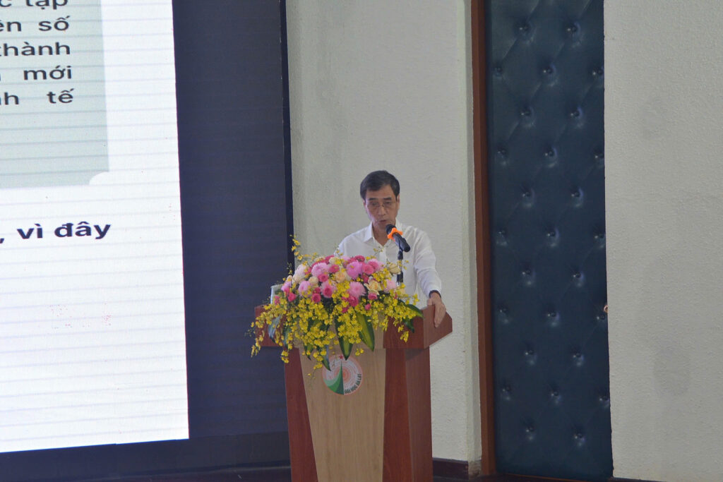 Ông Trần Việt Hùng, Nguyên Phó Chánh Văn phòng Trung ương Đảng, Cố vấn cấp cao VBA, phát biểu về định hướng chính sách phát triển công nghiệp công nghệ số.