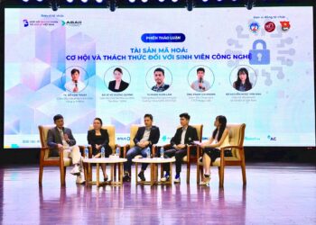 CafeF: Ngành nghề được dự báo sẽ ‘hái ra tiền’ trong tương lai, có nơi trả lương lên đến 148.000 USD/năm: Việt Nam sẽ cần khoảng 200.000 nhân sự trong 3 năm tới