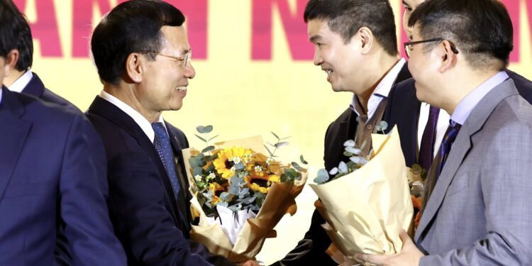 VTV: Mạng Dịch vụ Đa chuỗi Blockchain Việt Nam được vinh danh sản phẩm công nghệ chiến lược Make in Vietnam 2025 tiêu biểu