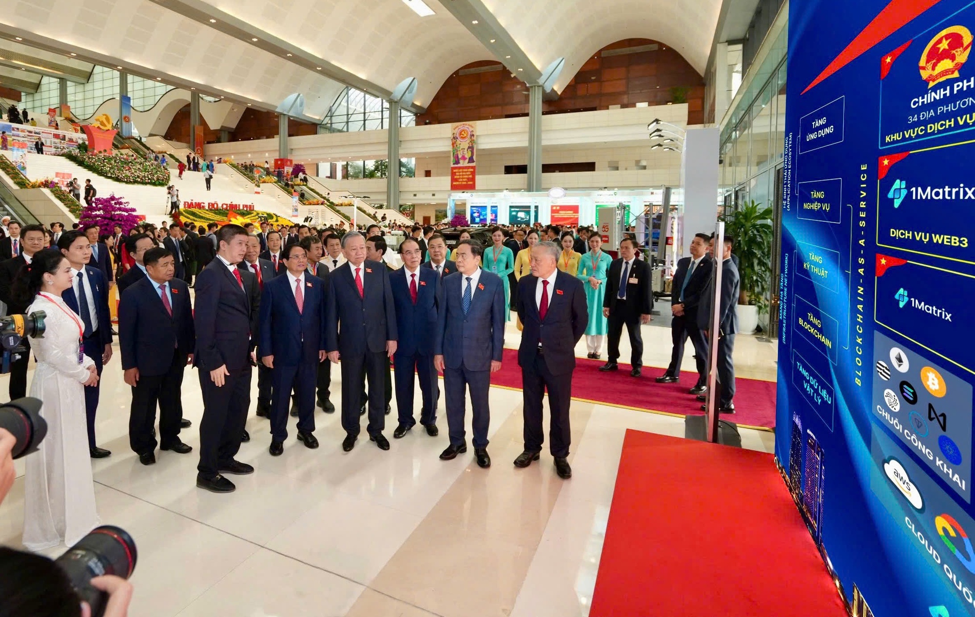 Tiết lộ mới nhất về siêu Mạng blockchain "Made in Vietnam": Đang xây dựng hàng loạt ứng dụng, đã tích hợp trong VNeID - Ảnh 2.