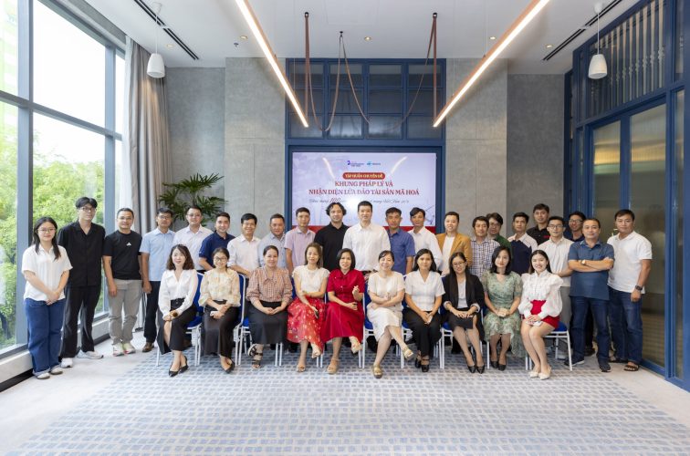 Buổi tập huấn “Khung pháp lý và nhận diện lừa đảo tài sản mã hoá” với sự tham dự của hơn 40 phóng viên, nhà báo từ các cơ quan truyền thông