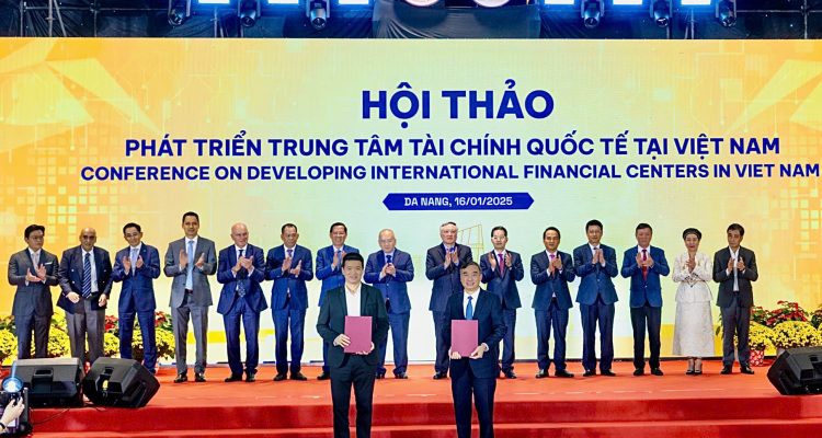 Hiep-hoi-Blockchain-Viet-Nam-ky-Hop-tac-Phat-trien-Trung-tam-tai-chinh-voi-UBND-TP-Da-Nang